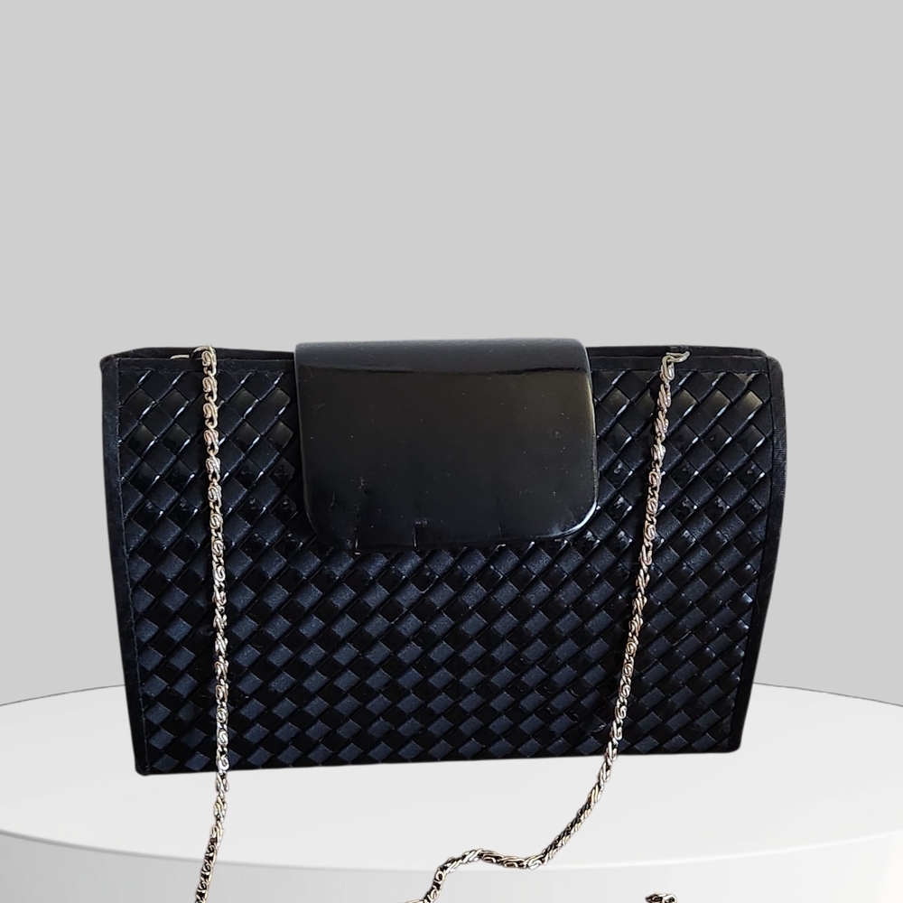Vintage Fiona Black Woven Clutch Shoulder Bag with Silver Chain